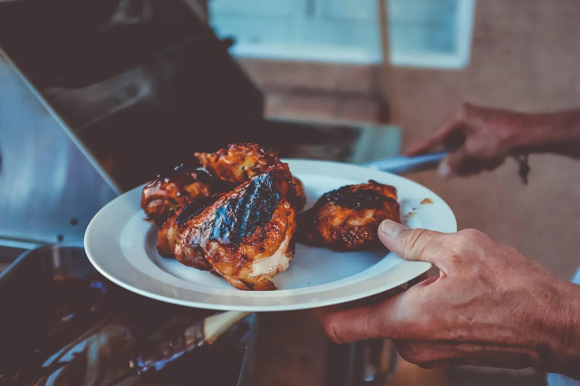 Vlees laten rusten: ontdek waarom je dit moet doen bij de BBQ